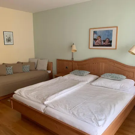 Zur Post Hotel Gumpoldskirchen