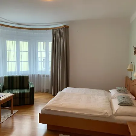 Hotel Zur Post 3*