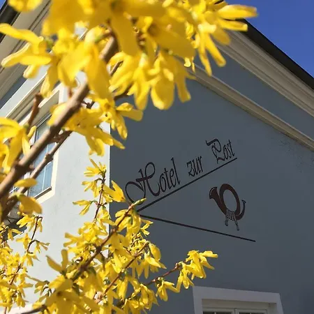 Zur Post Hotel 3*