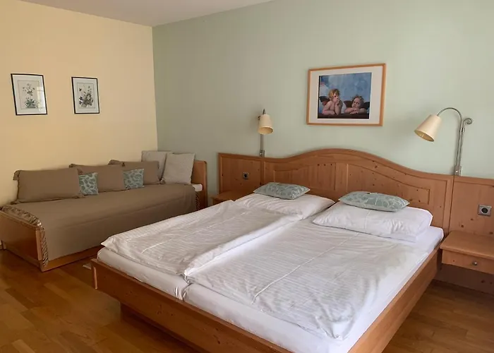 Zur Post Hotel Gumpoldskirchen