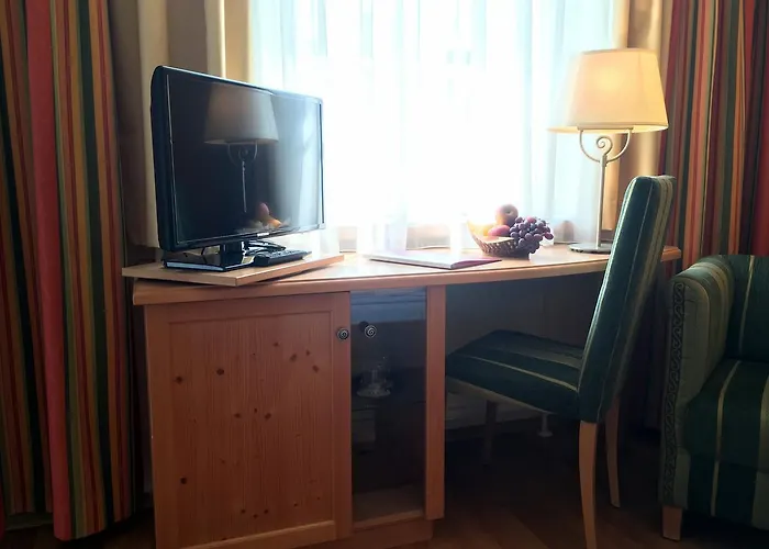 Zur Post Отель 3*