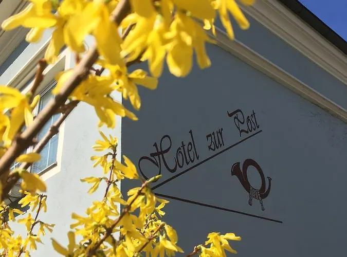 Zur Post Hotel 3*