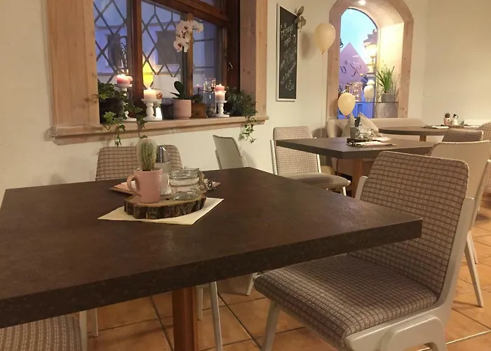 Отель Zur Post 3*